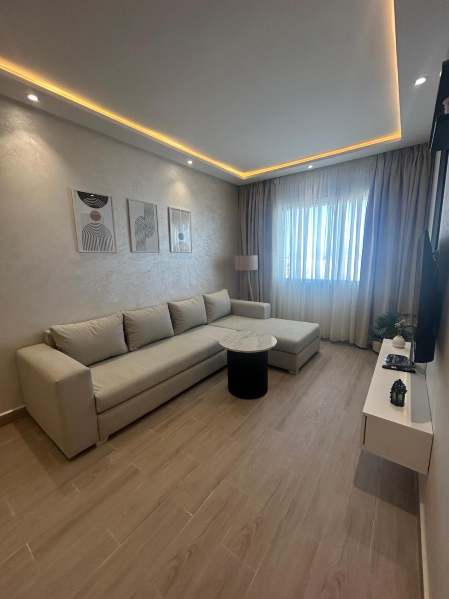 Appartement Haut Standing En Face De La Marina Et A 200M Du Port De Tanger - Appt 2 Eksteriør billede